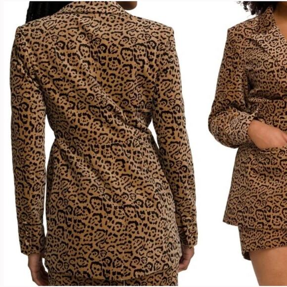Good American Fit & Flatter Leopard Print Velveteen Blazer - Picture 3 of 16
